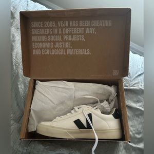 Veja Campo Chromefree Leather Sneakers